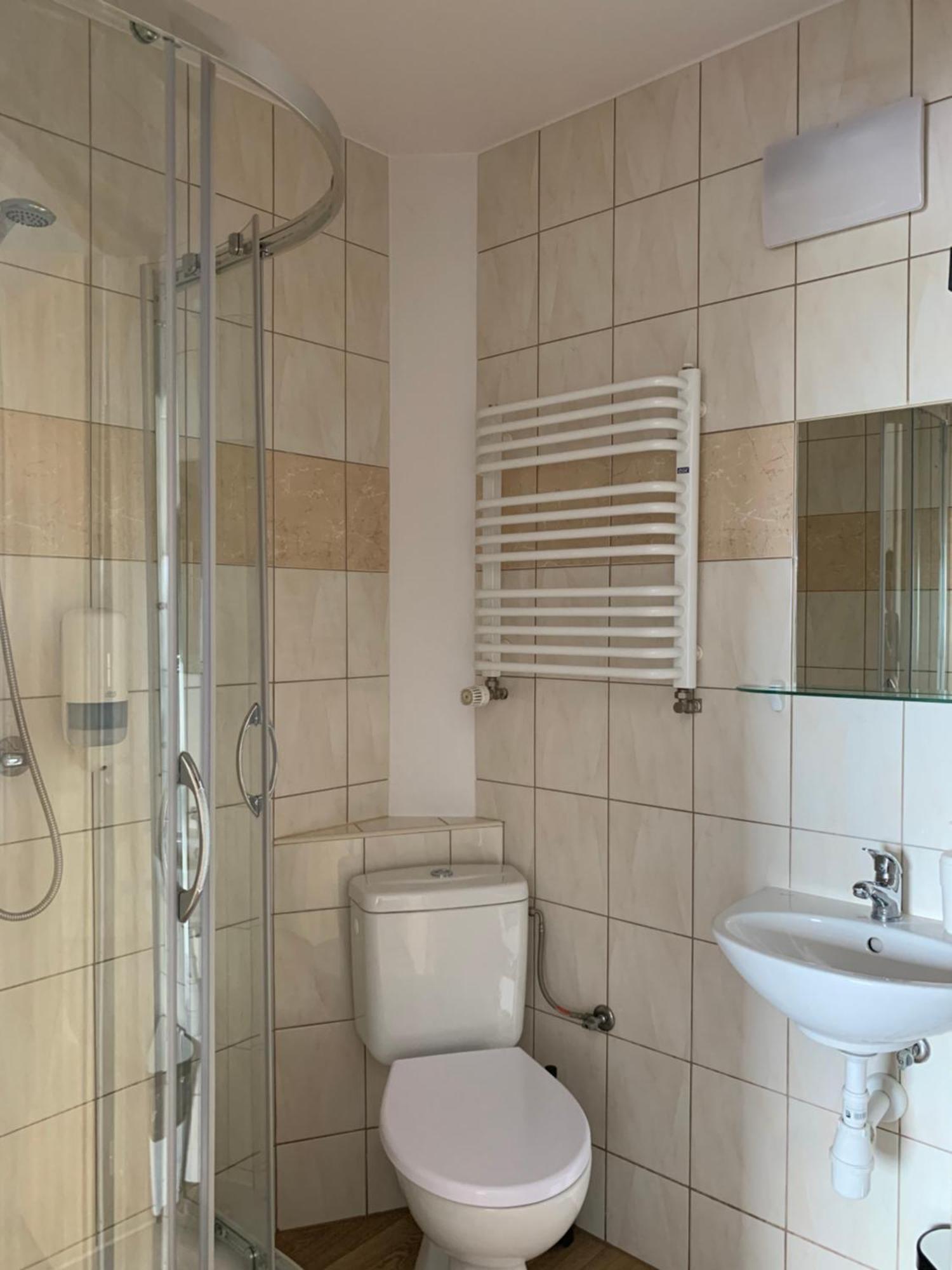 Premium Hostel Mielec Zimmer foto