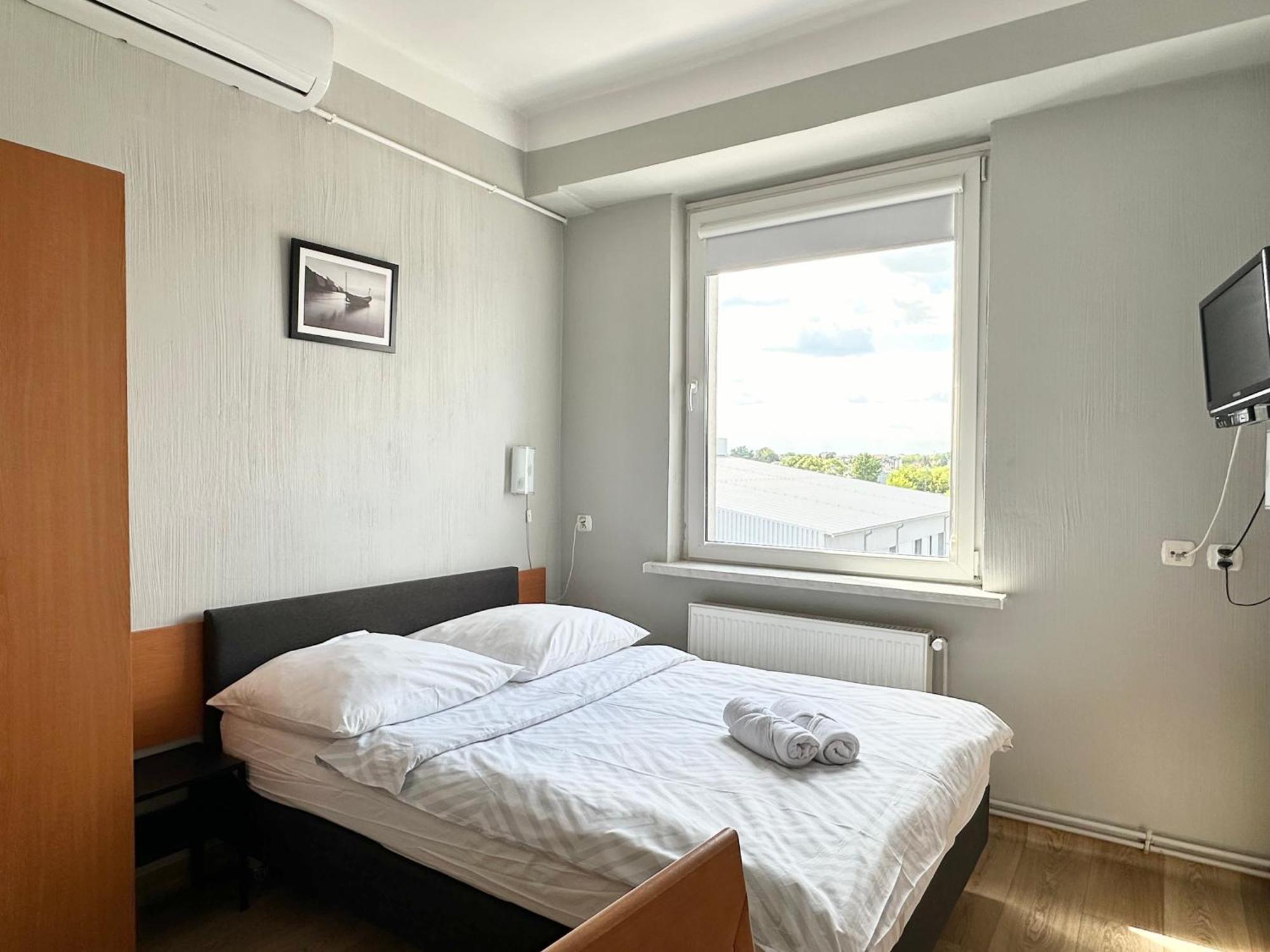 Premium Hostel Mielec Zimmer foto